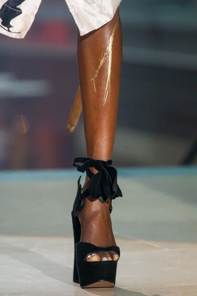 Look 27